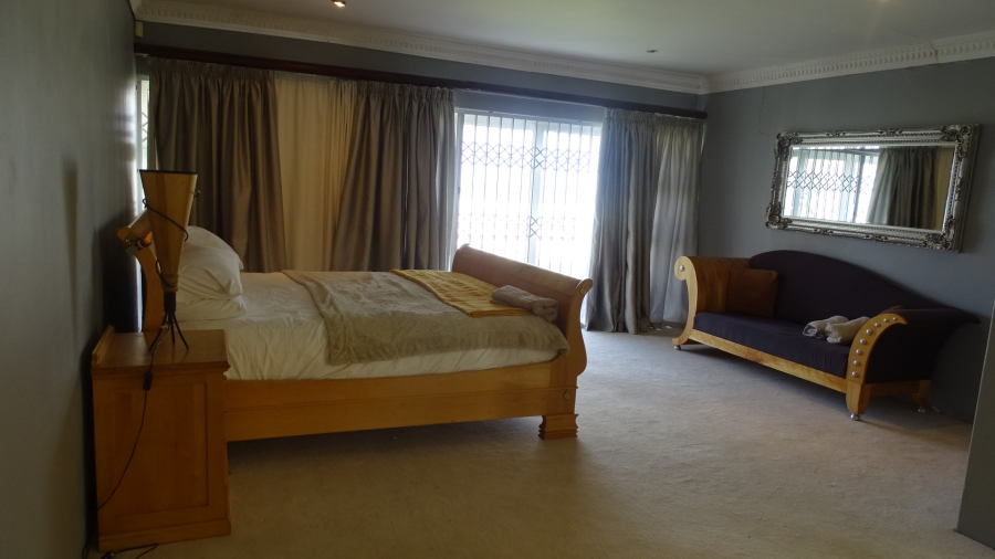 7 Bedroom Property for Sale in Kabeljauws Eastern Cape